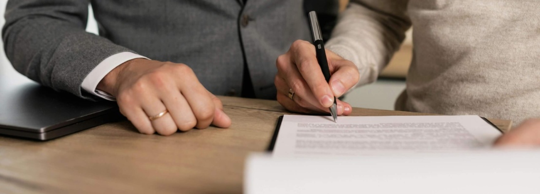 Notary vs. Lawyer